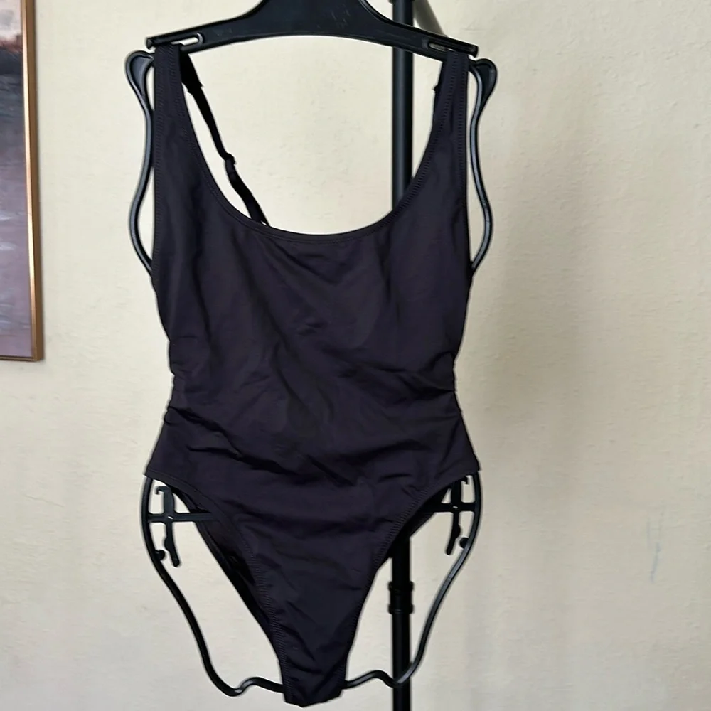 SKIMS Signature Swim Scoop Neck Onyx Black‎ One Piece Swimsuit NWT Size 2X